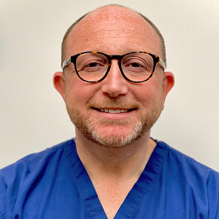 MFT professor recognised as ‘Outstanding Supervisor’